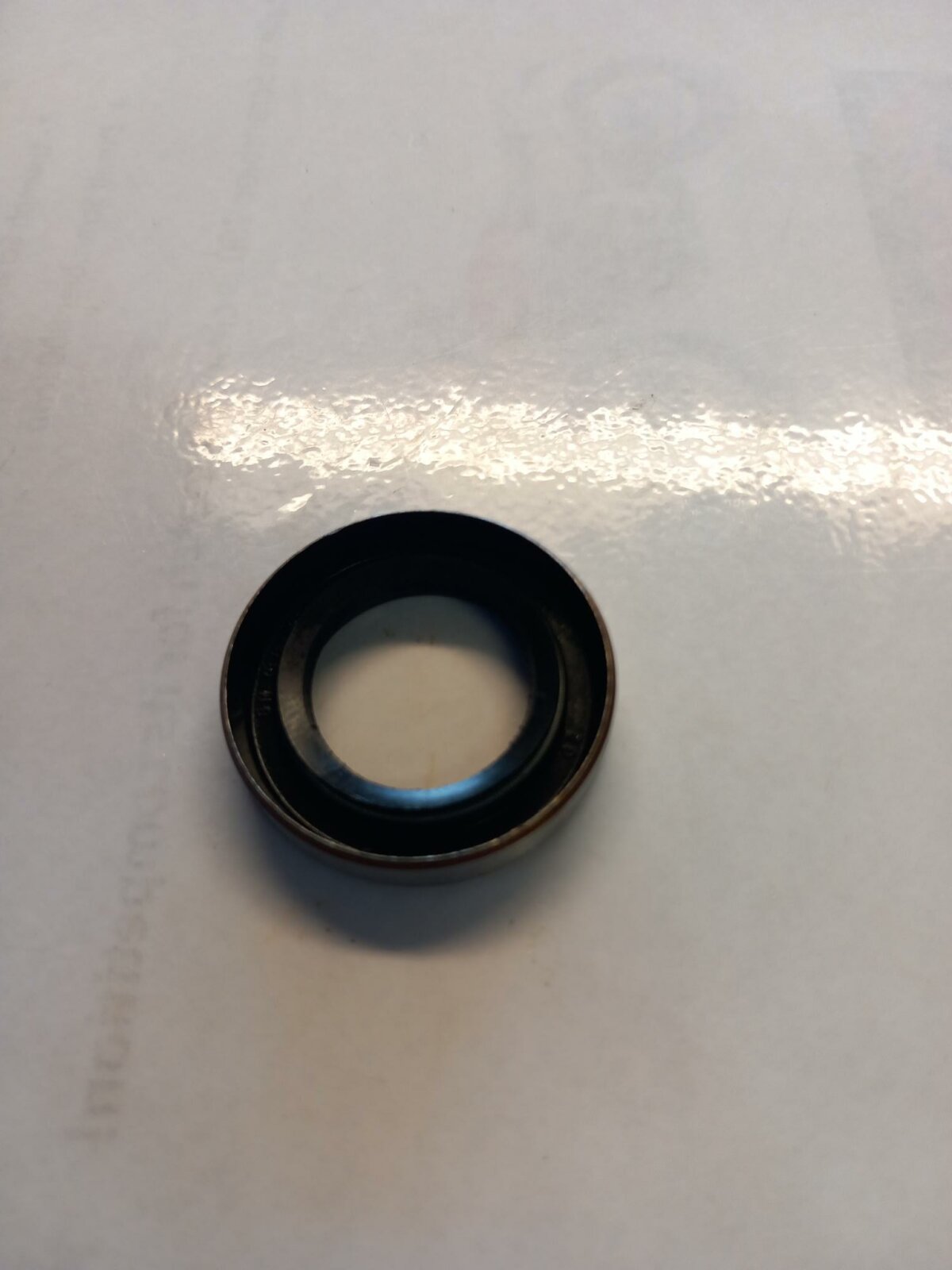 Hyosung Oil Seal 20x32x7 - Image 1