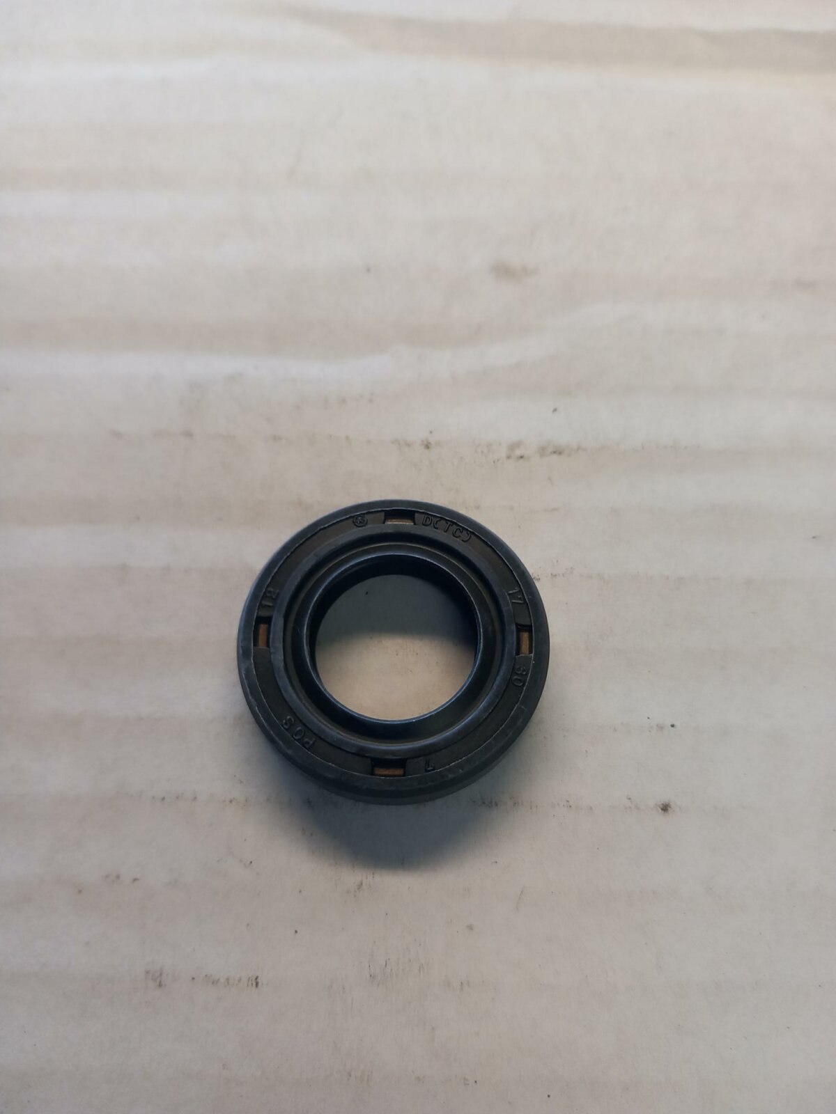 Hyosung Oil Seal 17x30x7 - Image 1
