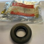 Suzuki oil seal  20x40x7