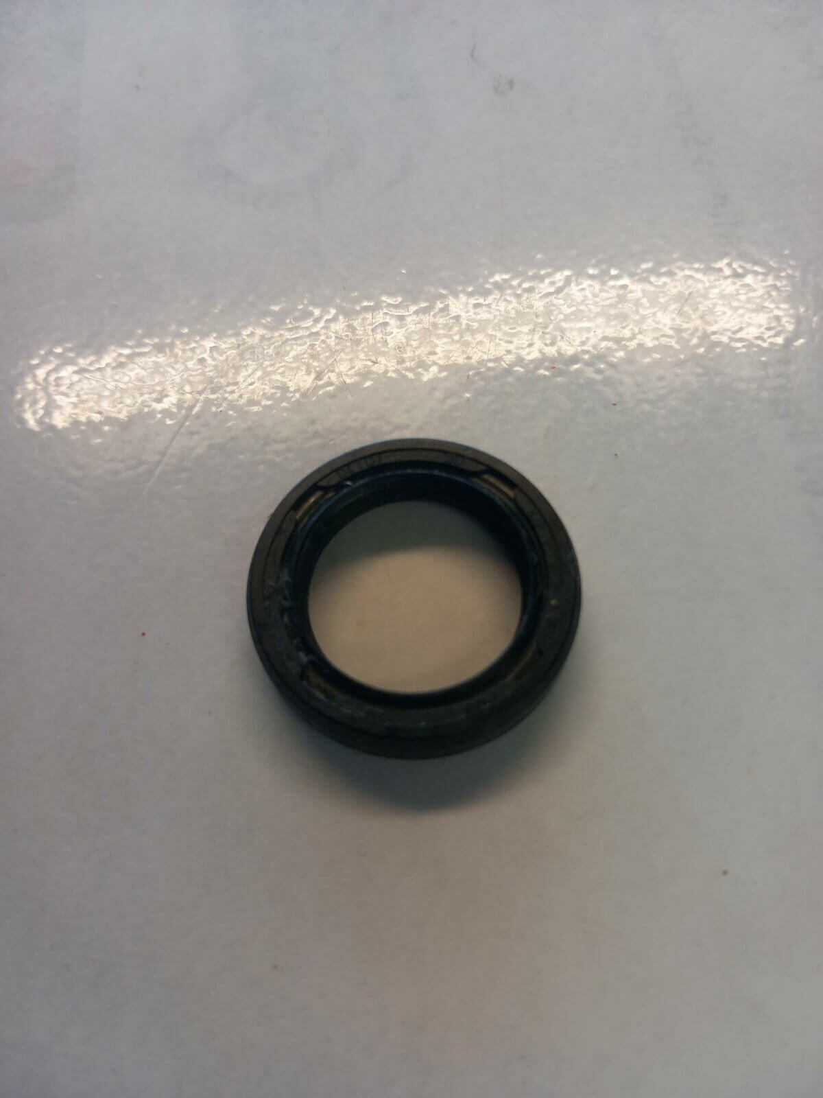 Hyosung Oil Seal 20x28x6 - Image 1