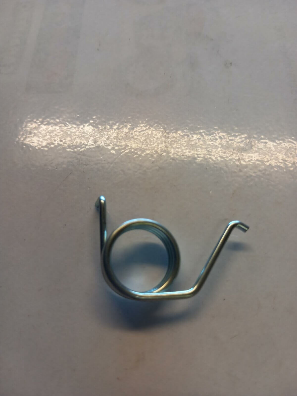 Hyosung Front Footrest Spring - Image 1