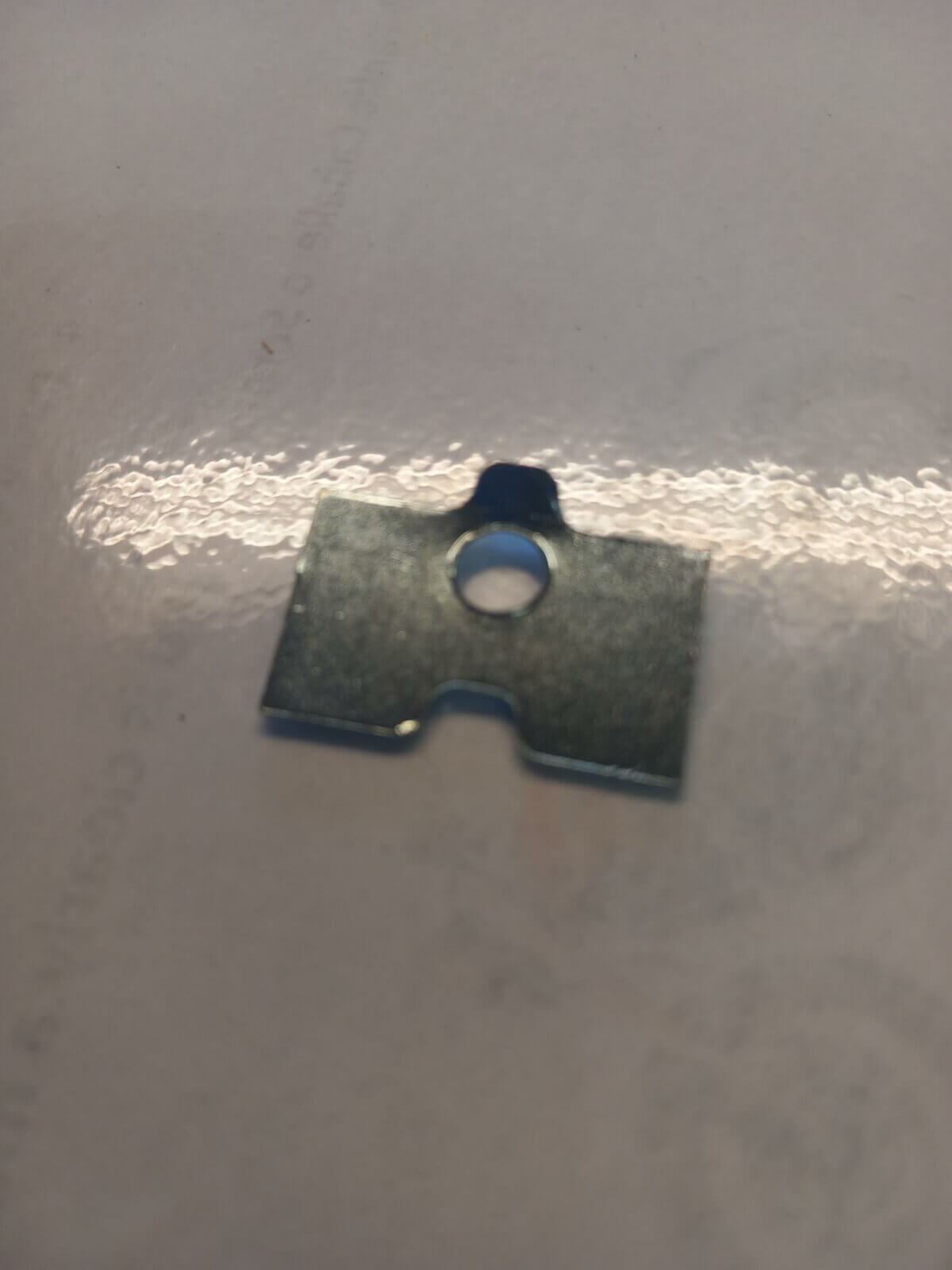 Hyosung Oil Gallery Plug Plate - Image 1