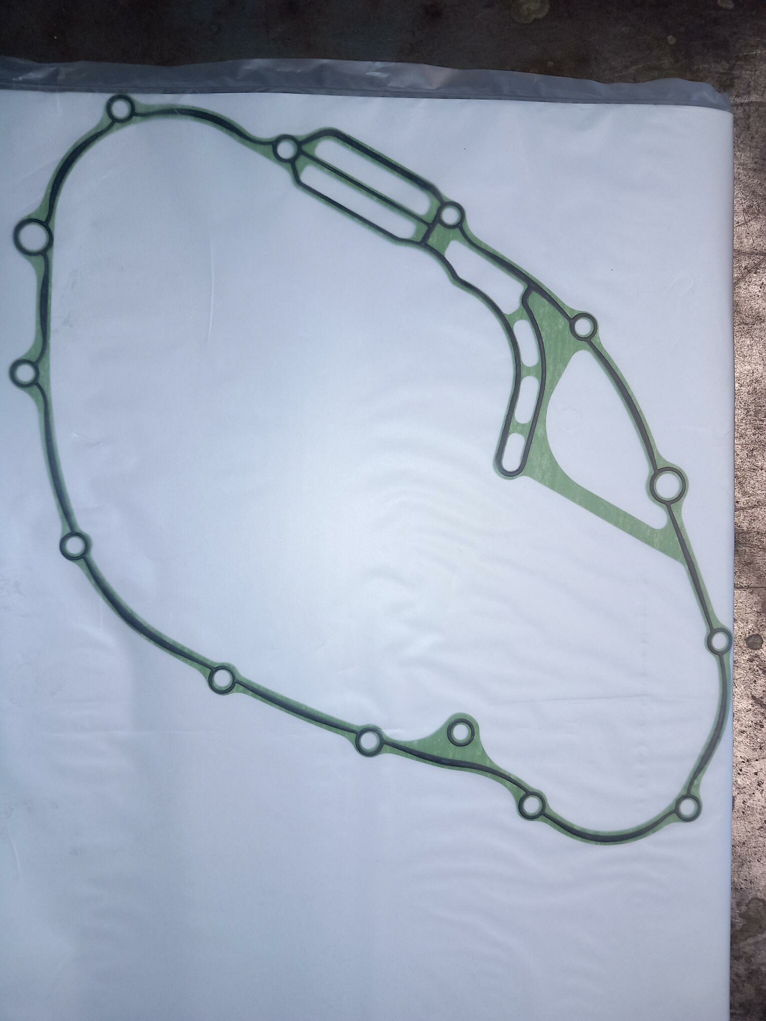 11394ma0306 Honda RH Engine Cover Gasket - Image 1