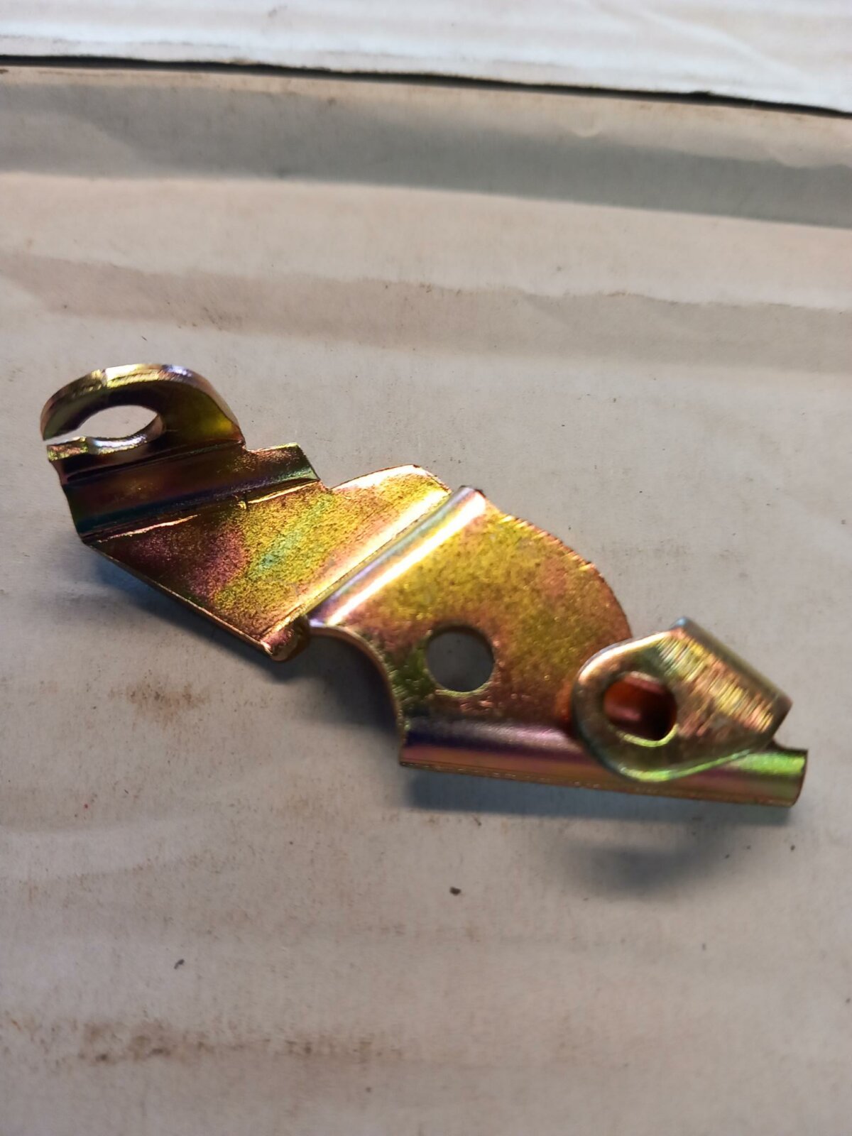 Hyosung Accelerator Pump Arm Stay Plate - Image 1