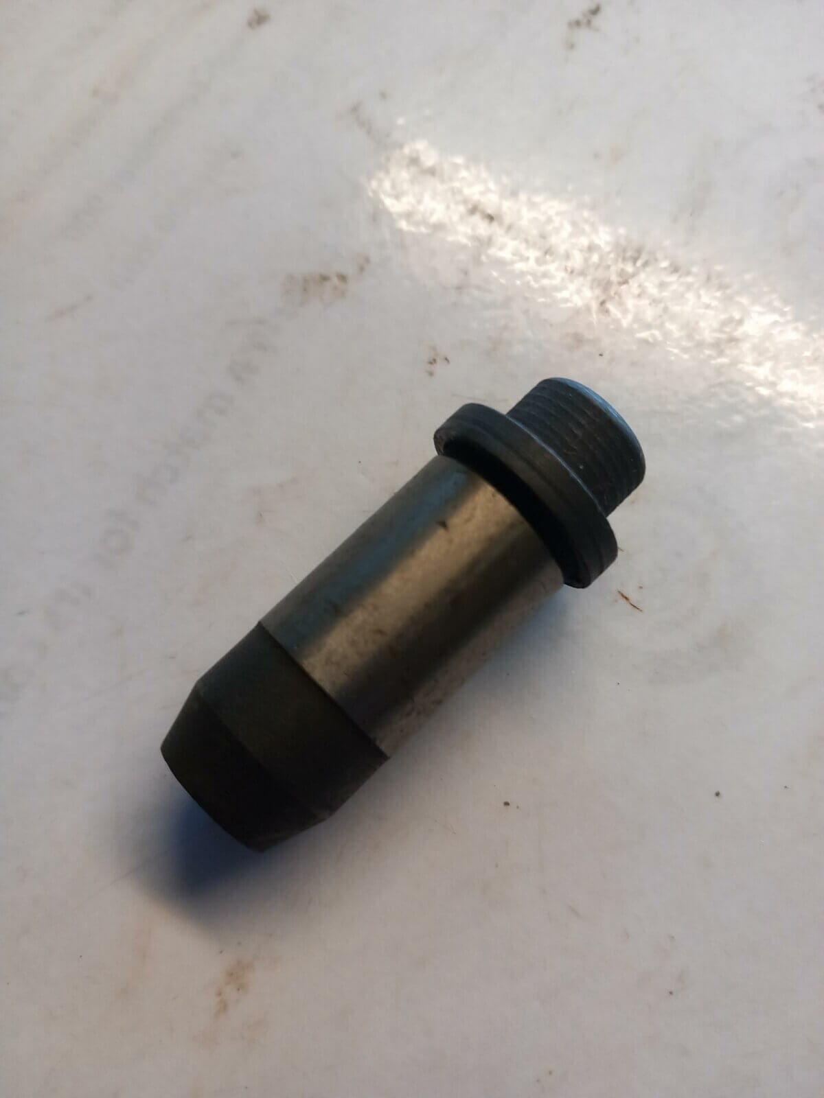 Royal Enfield Valve Guide - Image 1