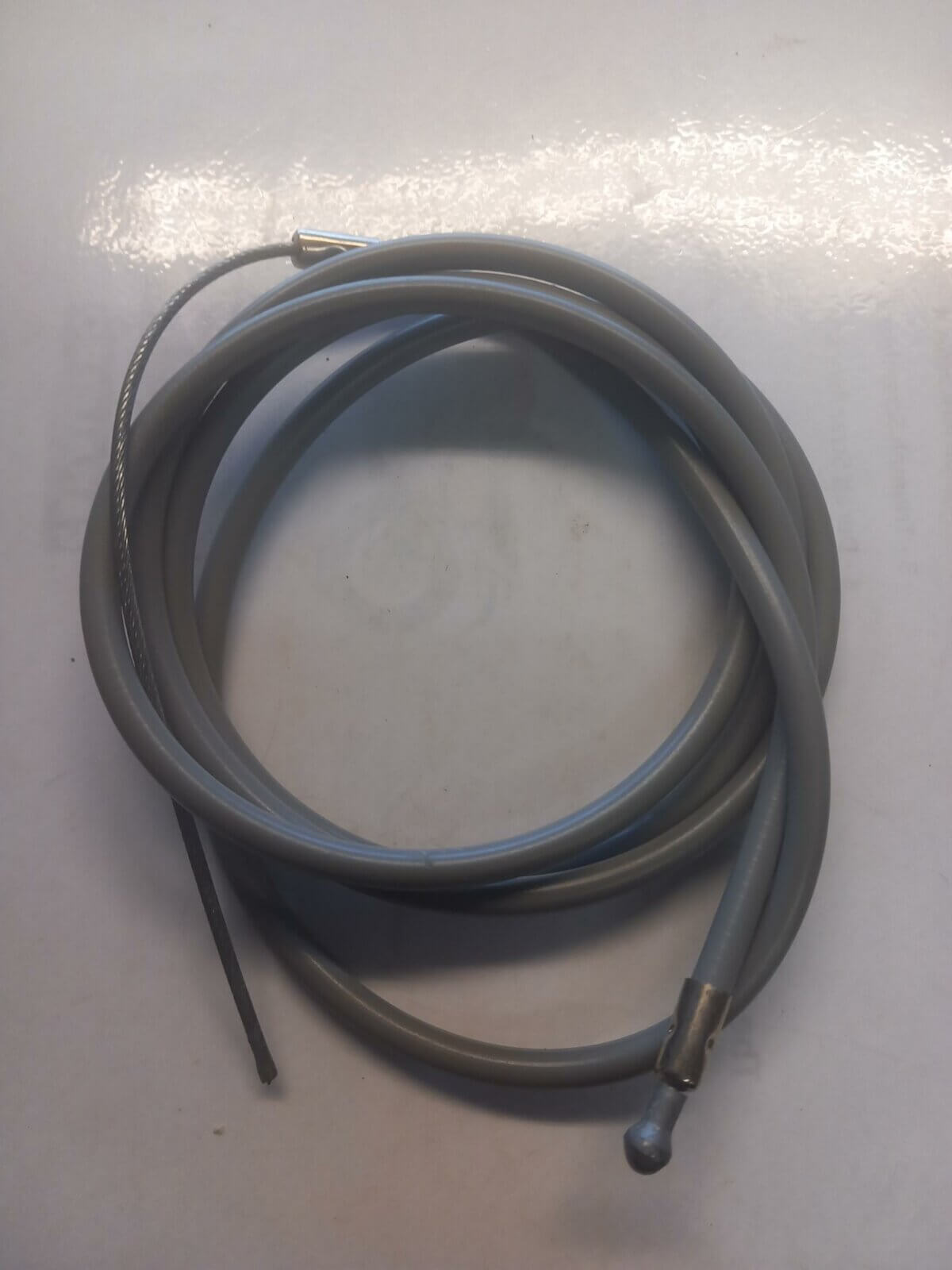 Vespa Front Brake Cable - Image 1