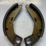 Vespa front brake shoes