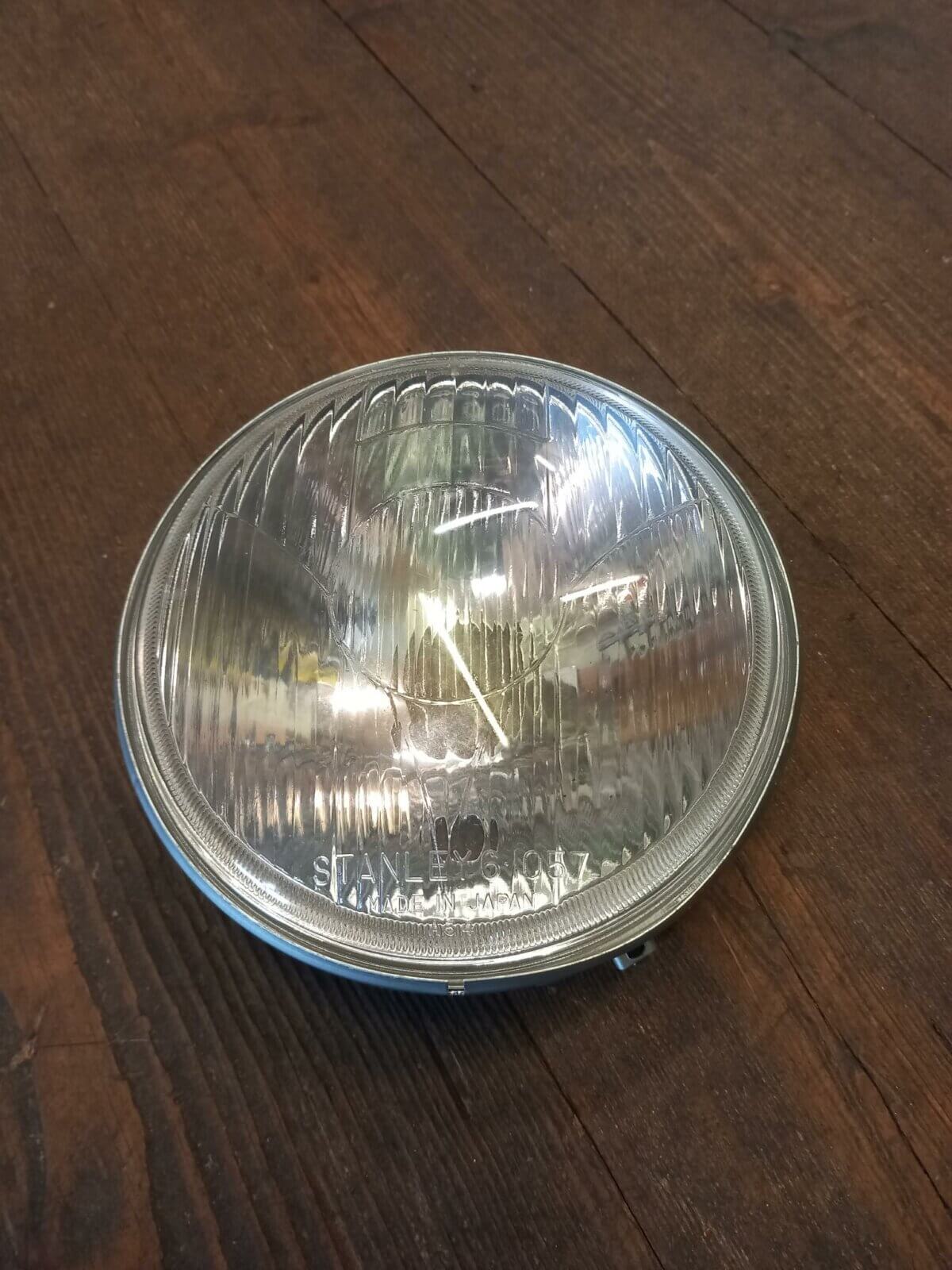 Suzuki Headlamp Unit - Image 1