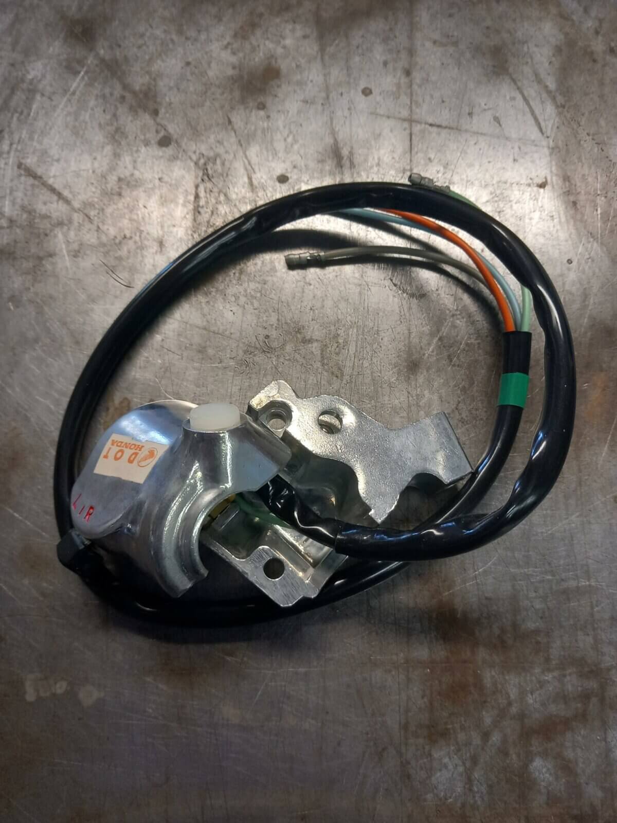 Honda Winker Switch - Image 1