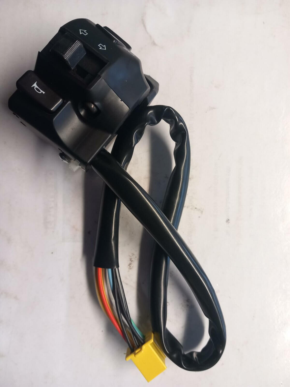 Hyosung LH switch Assembly - Image 1