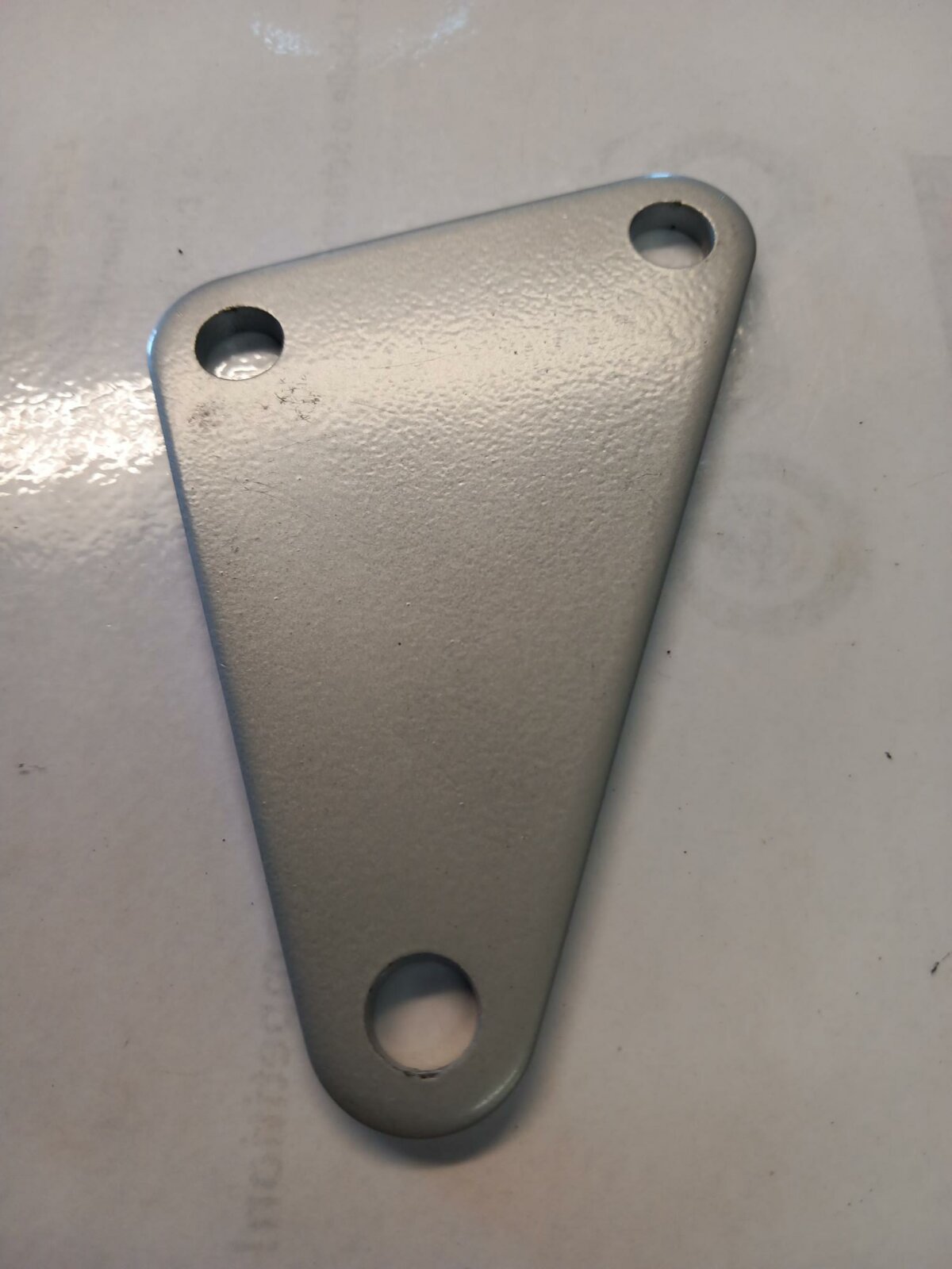 Hyosung Right Top Engine Mounting Plate - Image 1