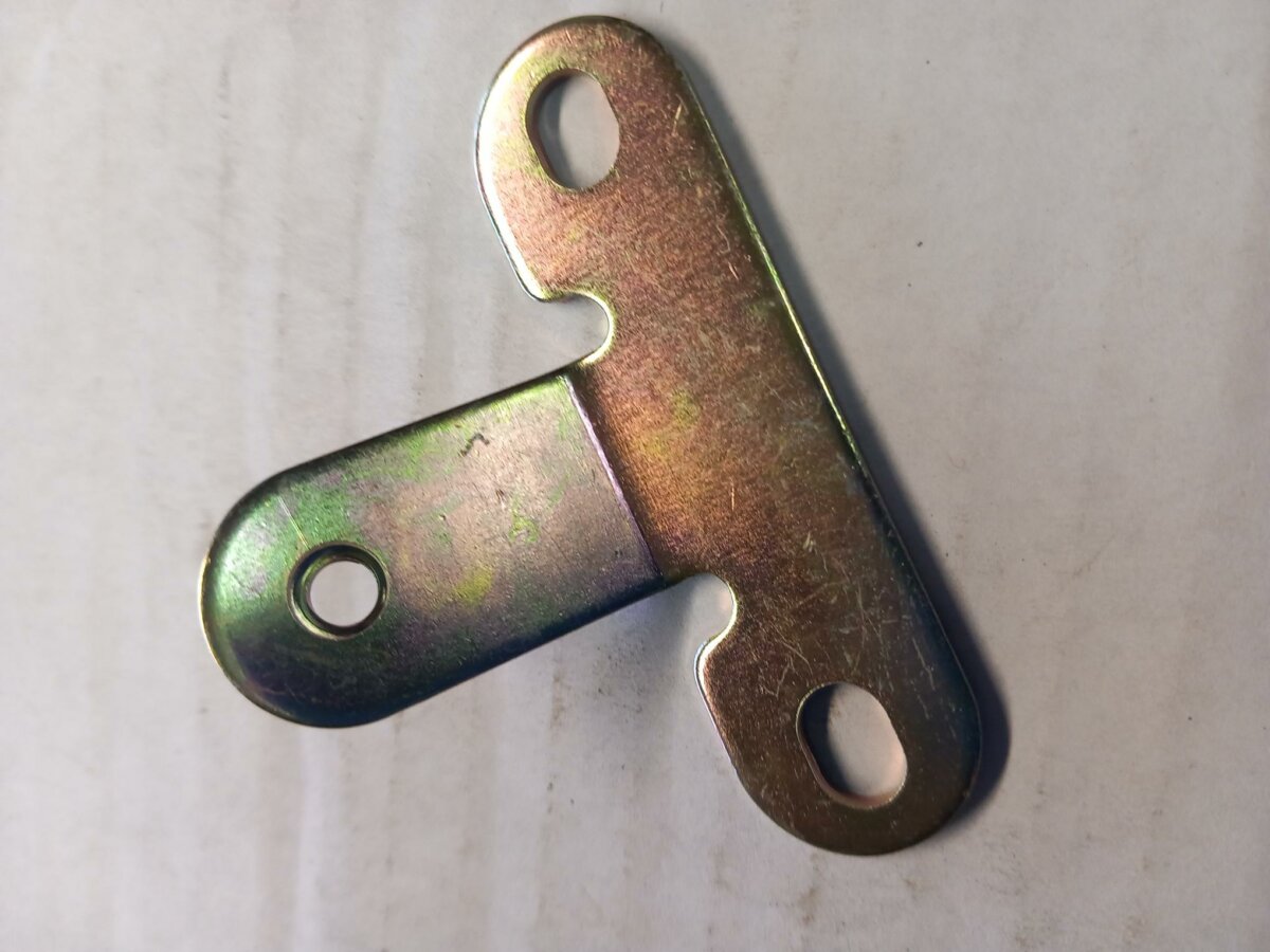 Hyosung Pillion Seat Mounting Bracket - Image 1