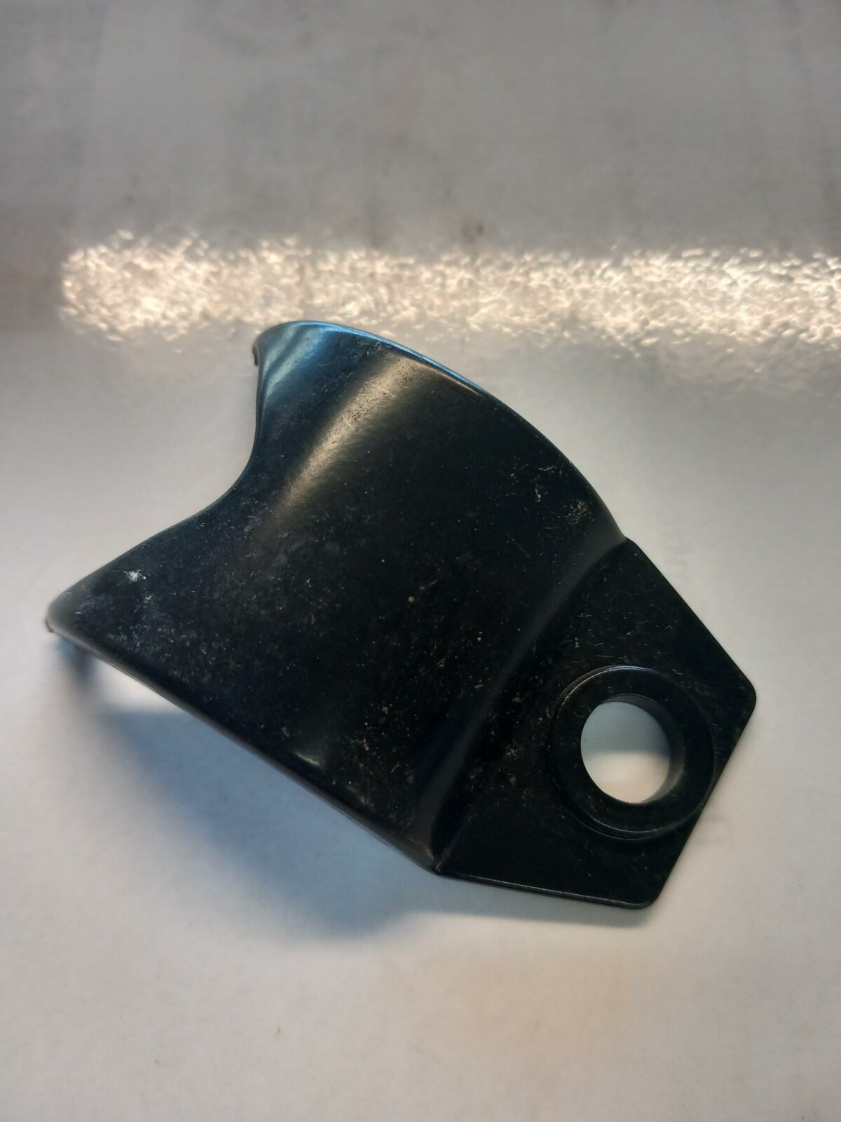Hyosung Front Indicator Mounting Bracket Cover - Image 1