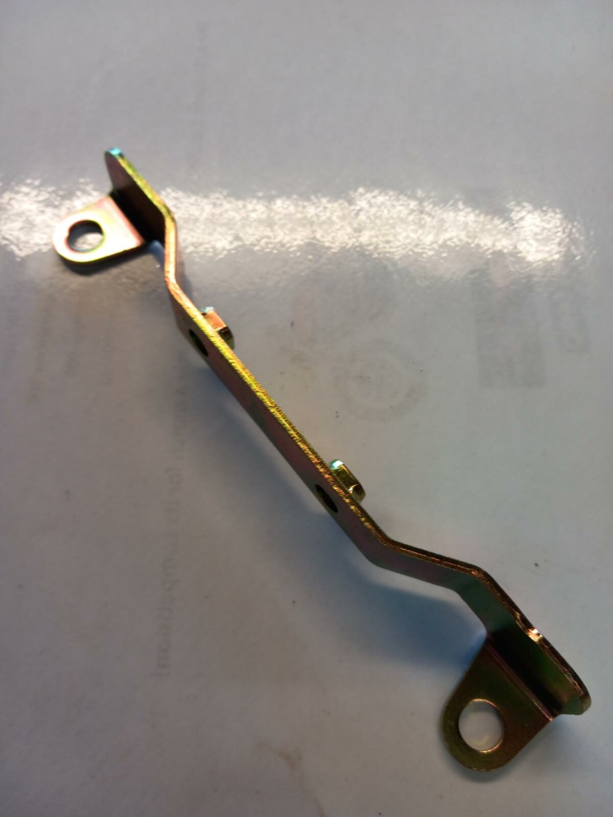 Hyosung Front Mudguard Top Mounting Bracket - Image 1