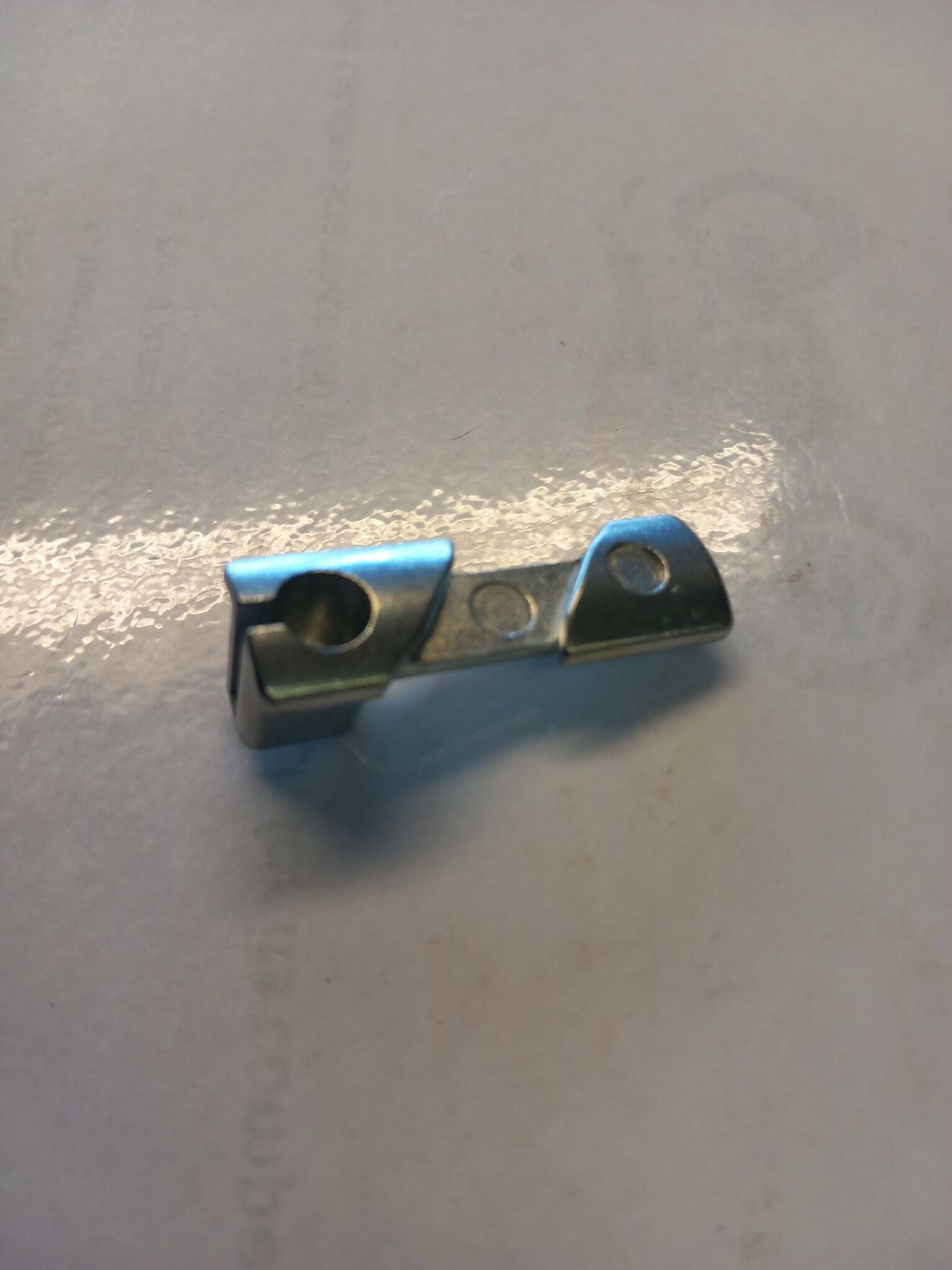 53161-044-000 Honda Throttle Cable Hinge - Image 1