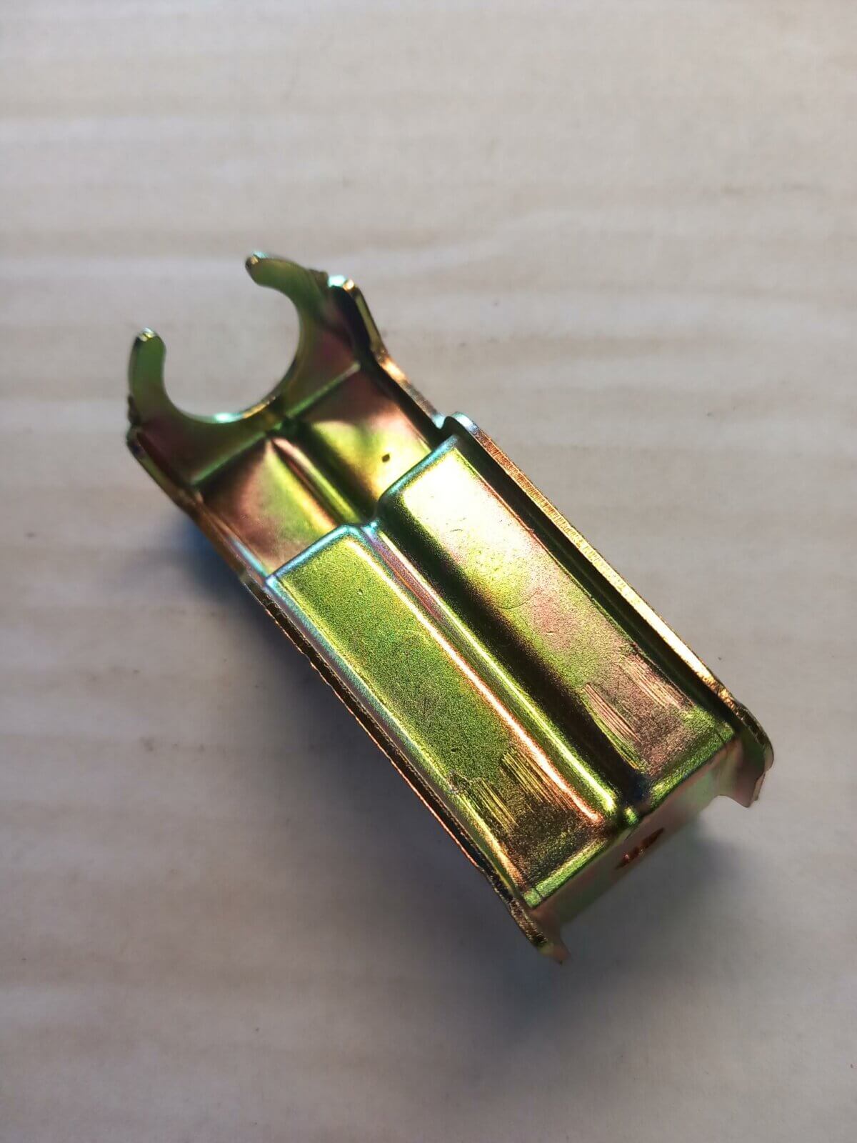 Hyosung Choke Cable Mounting Bracket - Image 1