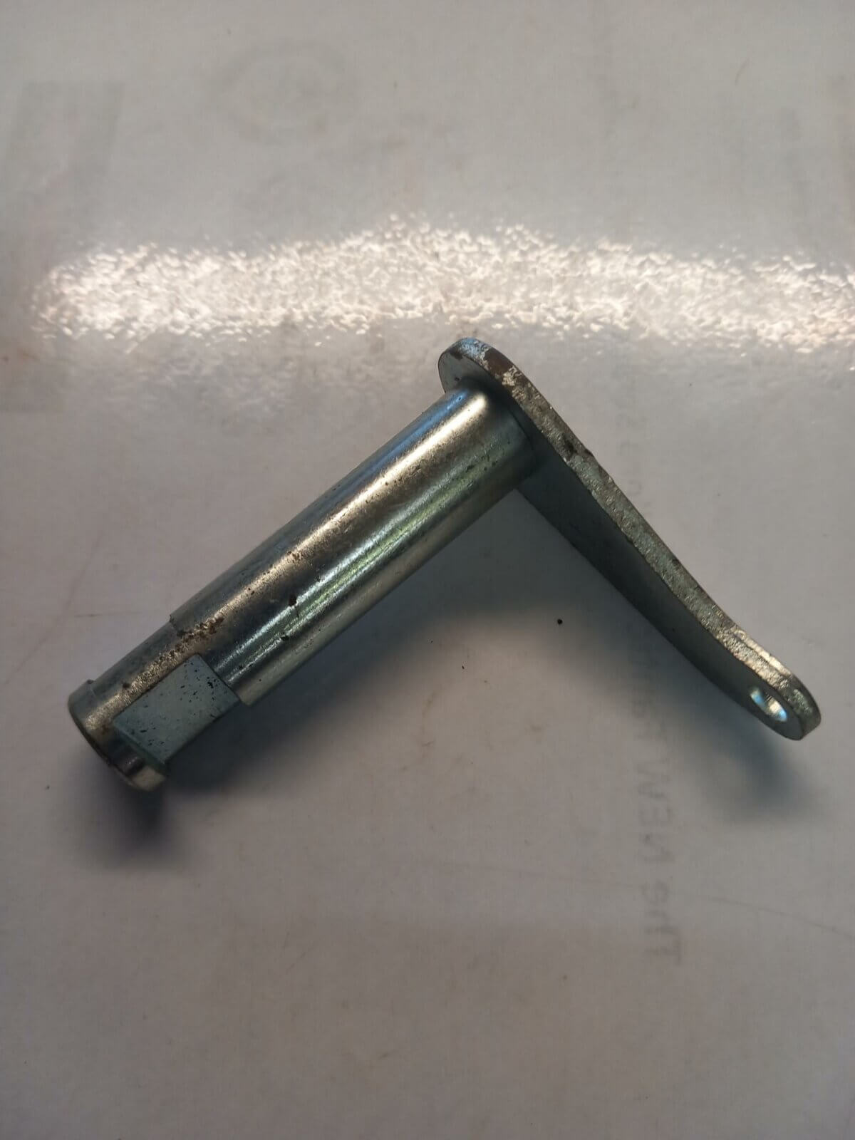 Vespa Front Brake Cam and Lever - Image 1