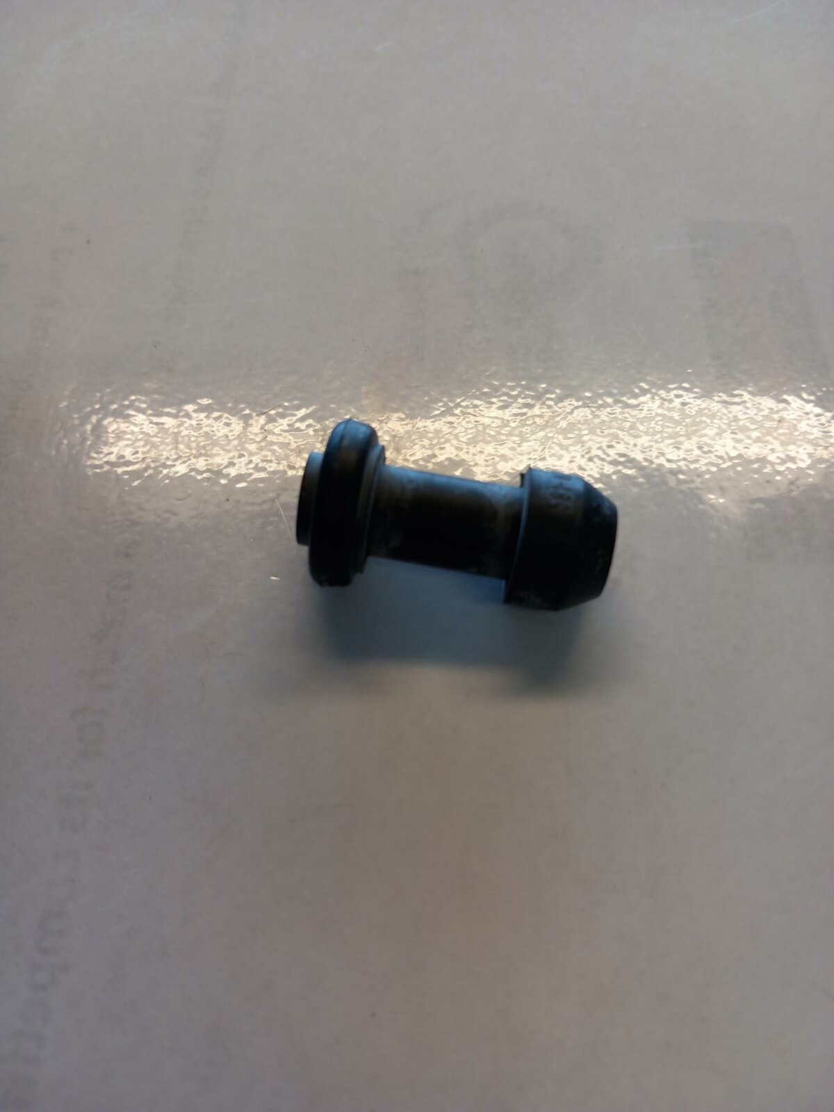Hyosung Brake Caliper Sliding Pin Insulator - Image 1