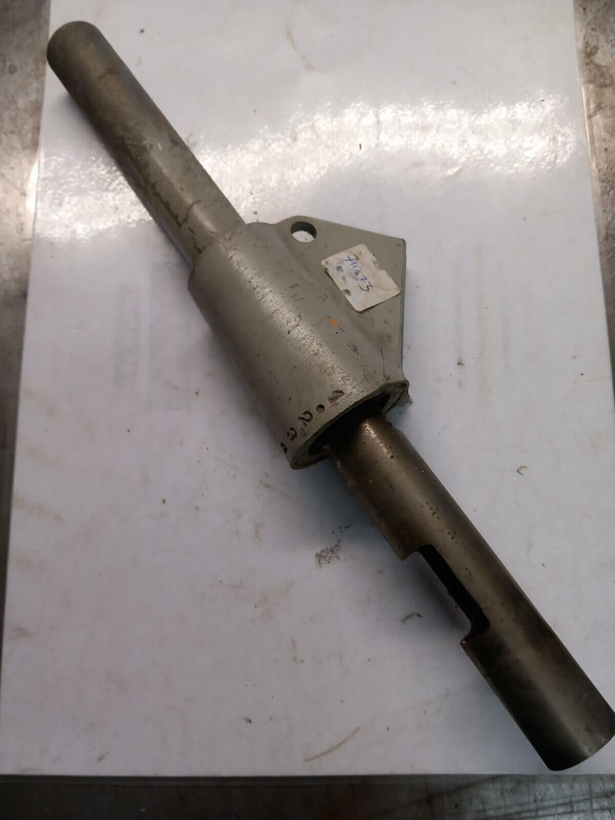 Vespa Gear Control Tube - Image 1