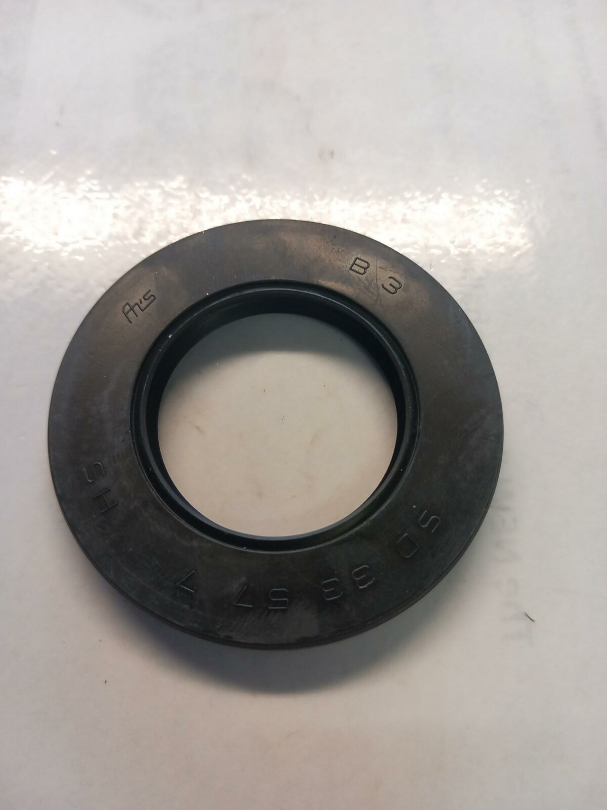 Honda oil seal - Image 1