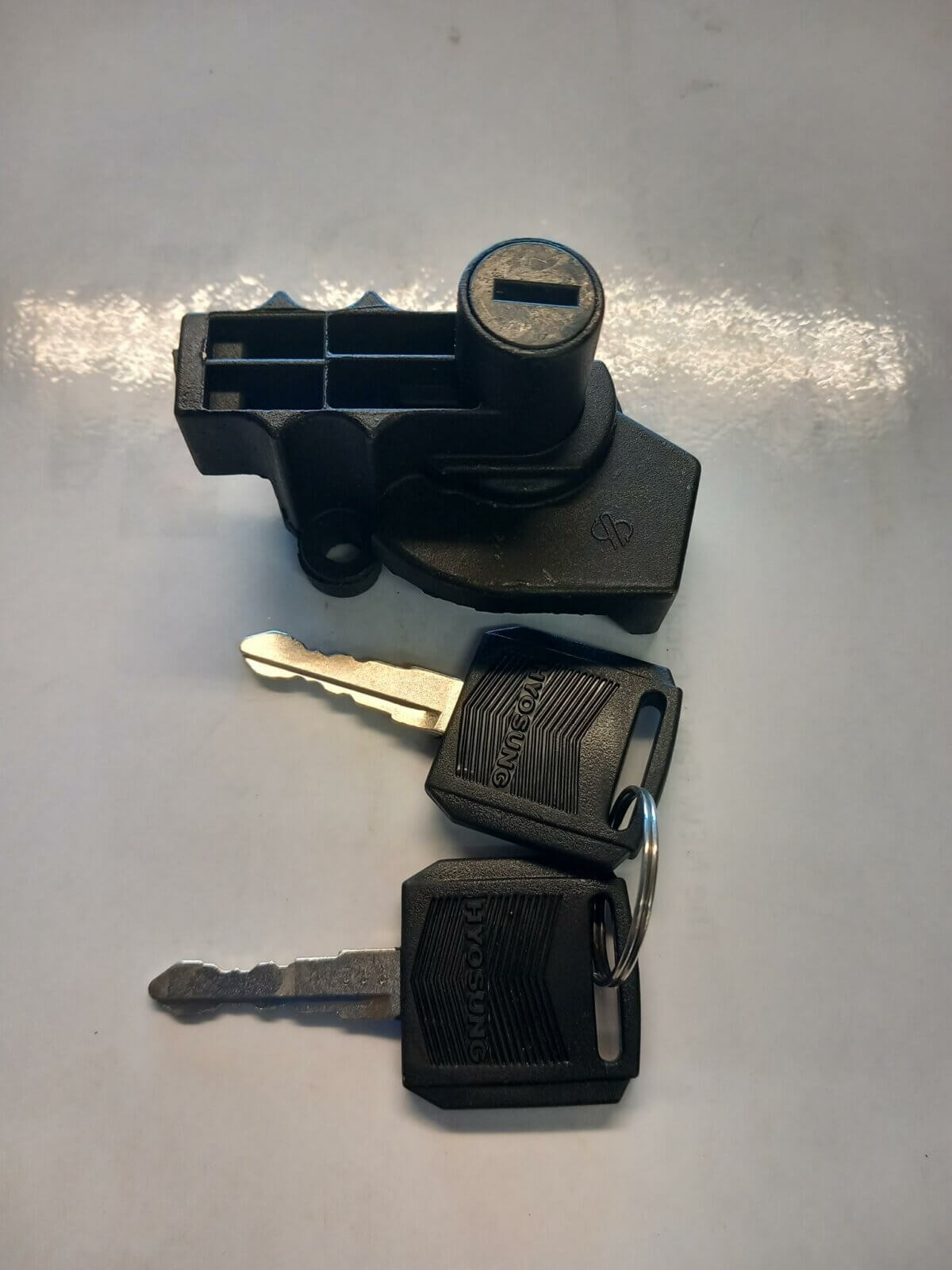 Hyosung Seat Helmet Lock Assembly - Image 1
