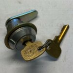 MZ panel lock and keys