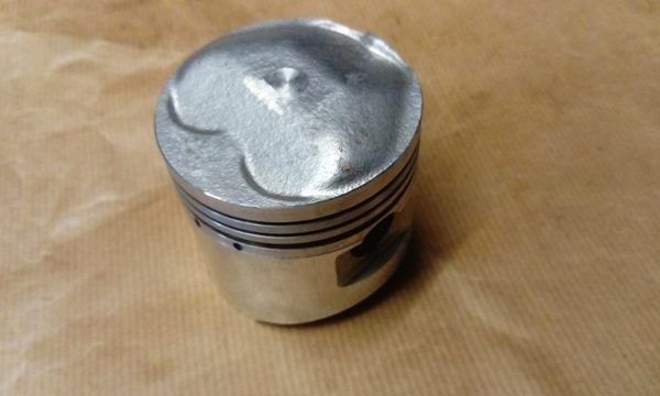 Honda Piston