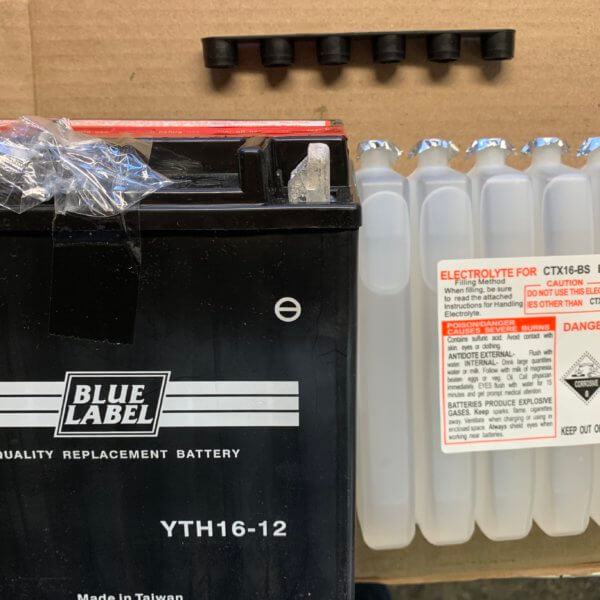 Battery YTH16-12