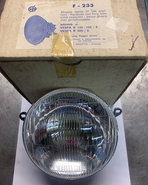 Vespa headlamp
