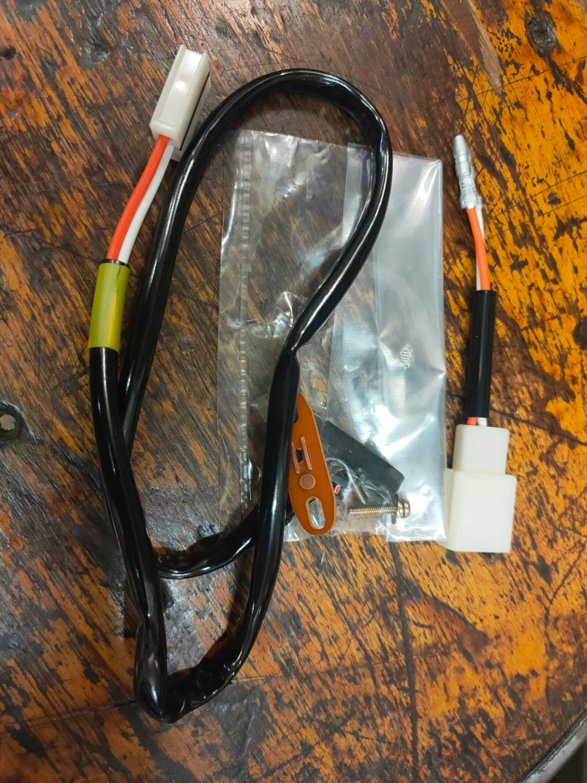 57460-33700 Suzuki Brake Switch - Image 1