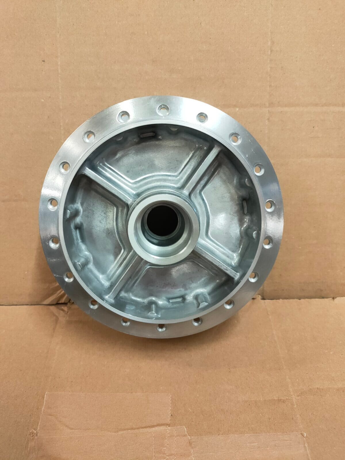 Suzuki Rear Wheel Hub - Image 2
