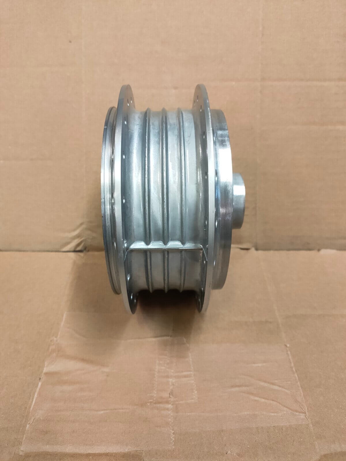 Suzuki Rear Wheel Hub - Image 3