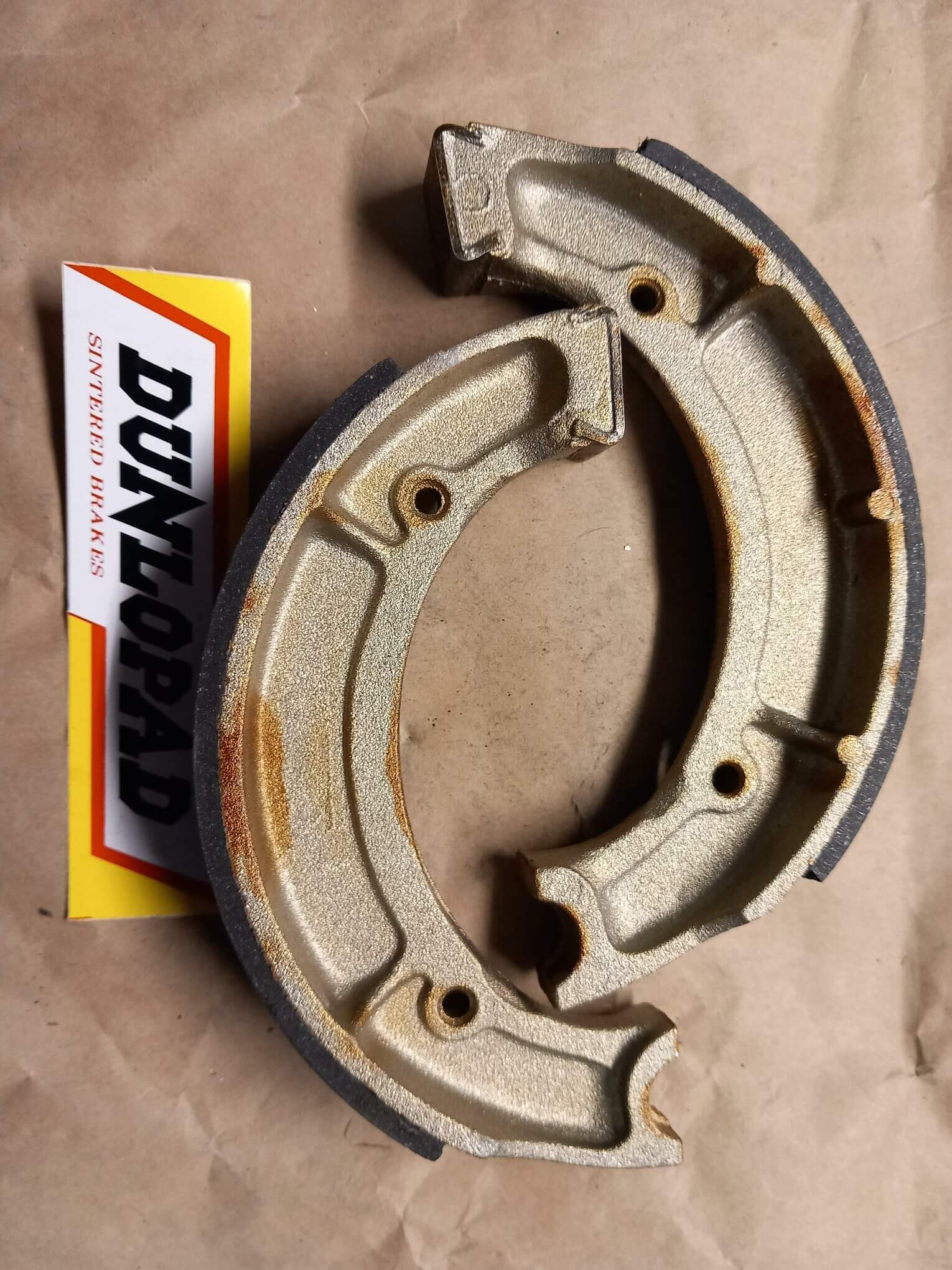y511 Dunlopad Brake Shoes - Image 1
